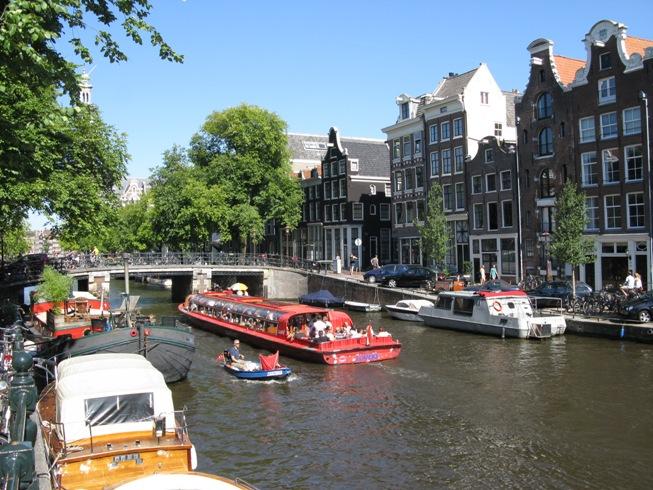 The Canals of Amsterdam – A magic boundary of the Venice of the North