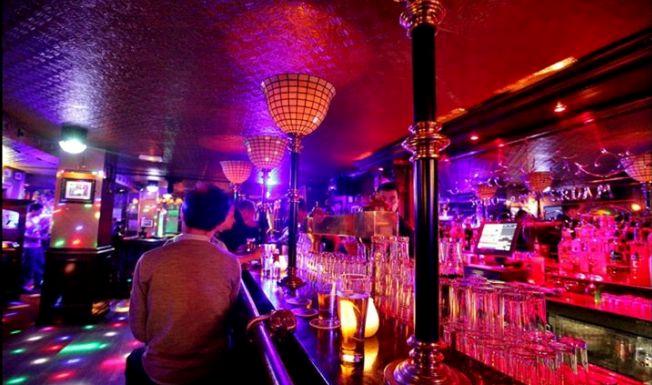 Amsterdam’s historical (gay) centre – The Reguliersdwarsstraat